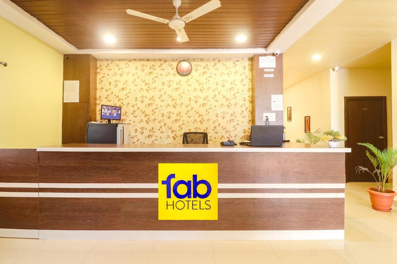 Fabexpress Airport Stay Inn - Nr Hyderabad International Airport, Shamshabad מראה חיצוני תמונה