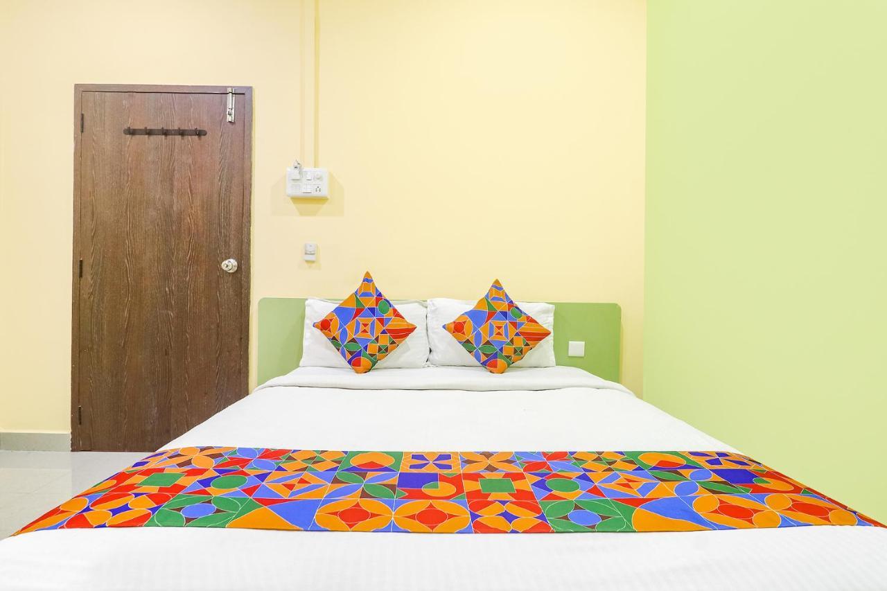 Fabexpress Airport Stay Inn - Nr Hyderabad International Airport, Shamshabad מראה חיצוני תמונה
