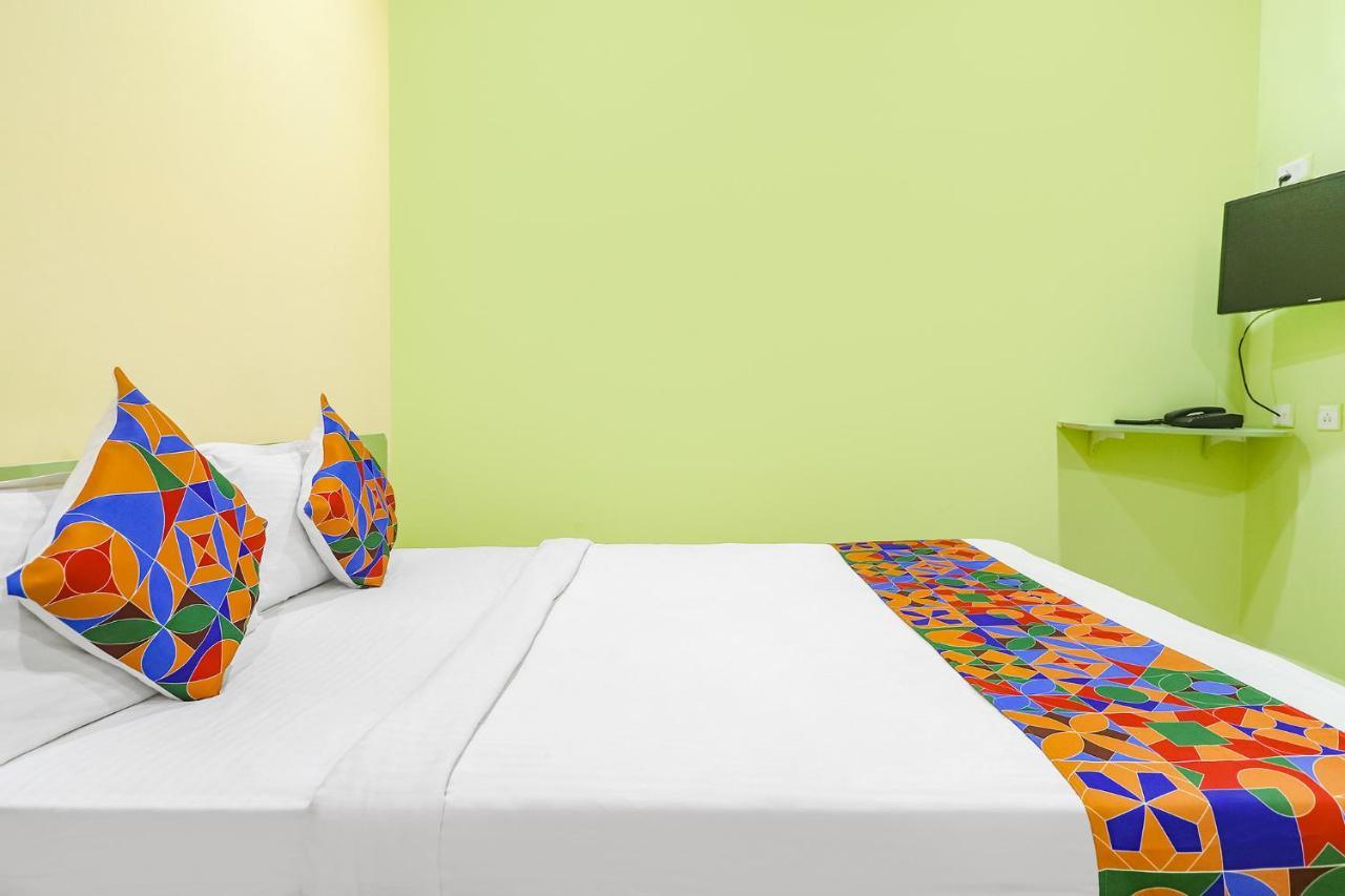 Fabexpress Airport Stay Inn - Nr Hyderabad International Airport, Shamshabad מראה חיצוני תמונה