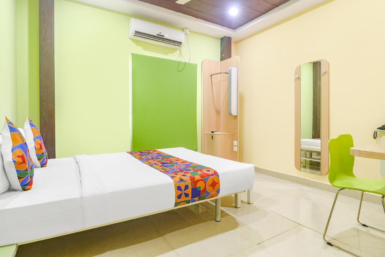 Fabexpress Airport Stay Inn - Nr Hyderabad International Airport, Shamshabad מראה חיצוני תמונה